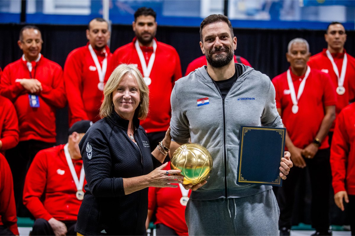 Ivan Ćosić najbolji bloker svjetskog kupa u sjedećoj odbojci 2025.