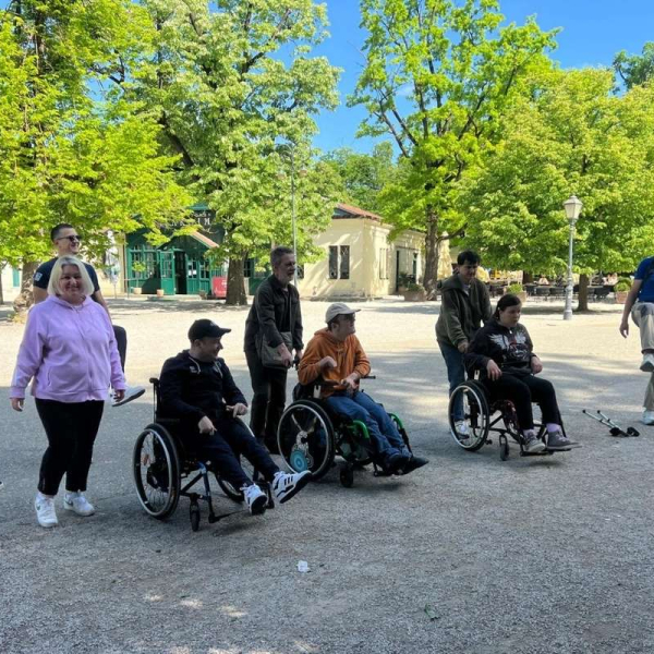 IOK Zagreb nordijsko hodanje trening na otvorenom