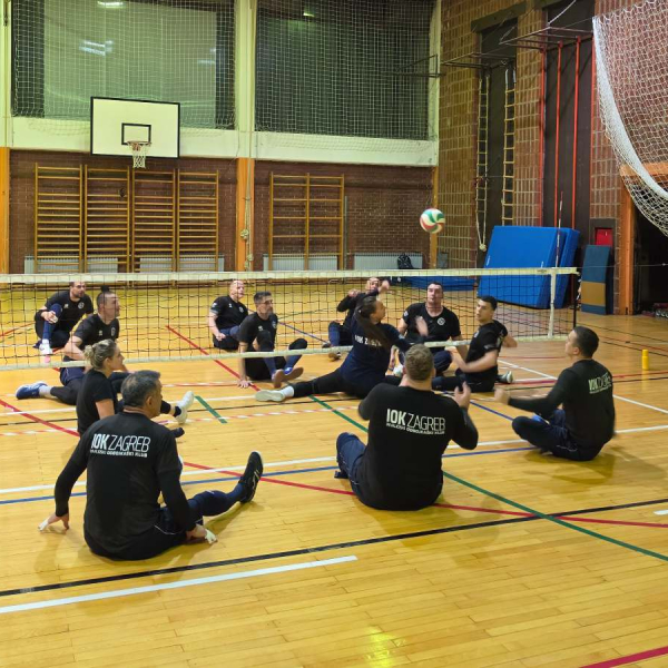 IOK Zagreb Kamp Škola sjedeće odbojke i adaptivnih sportova trening 1